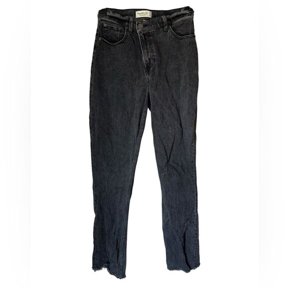 Abercrombie & Fitch Curve Love Ultra High Rise 90s Slim Straight Jean Black 4 - Picture 5 of 10
